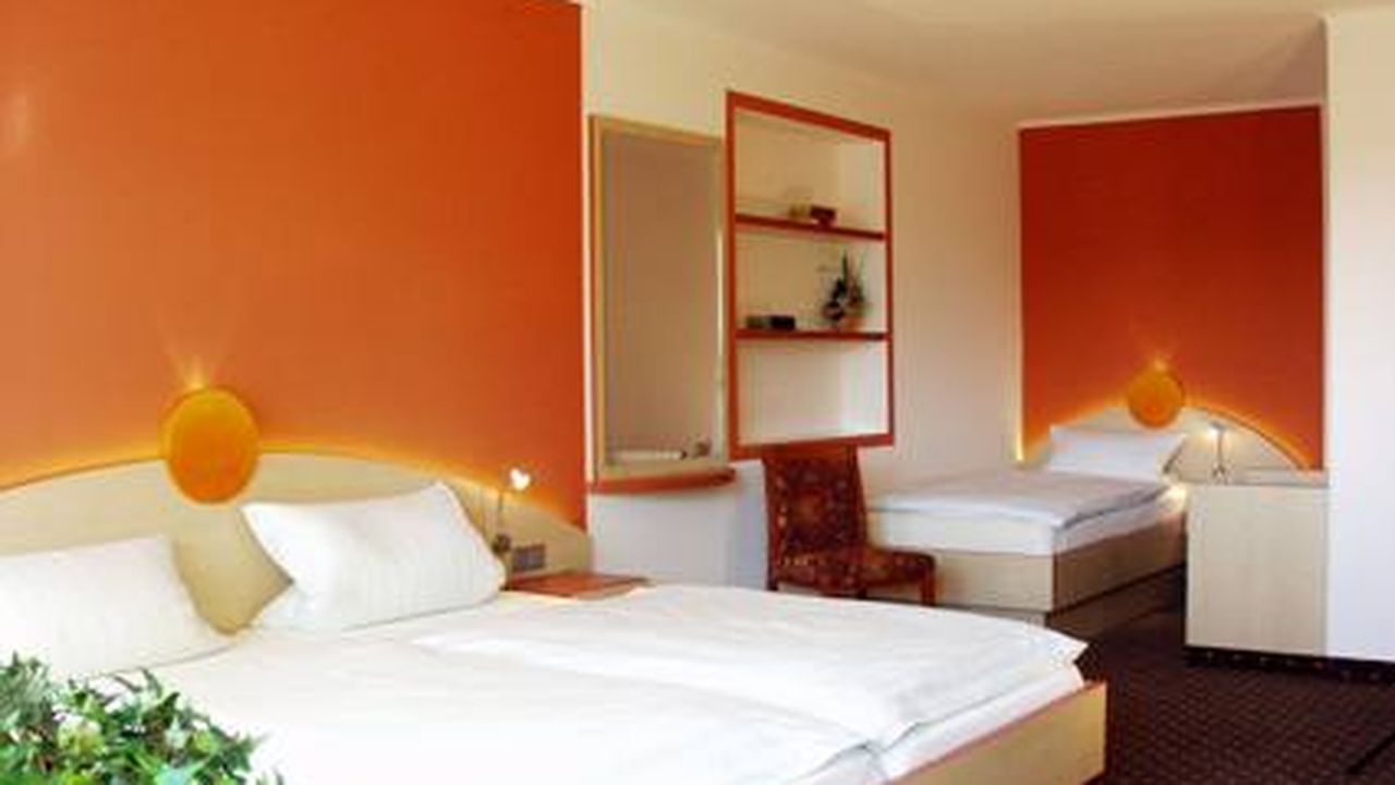 small Triple Room small Triple Room